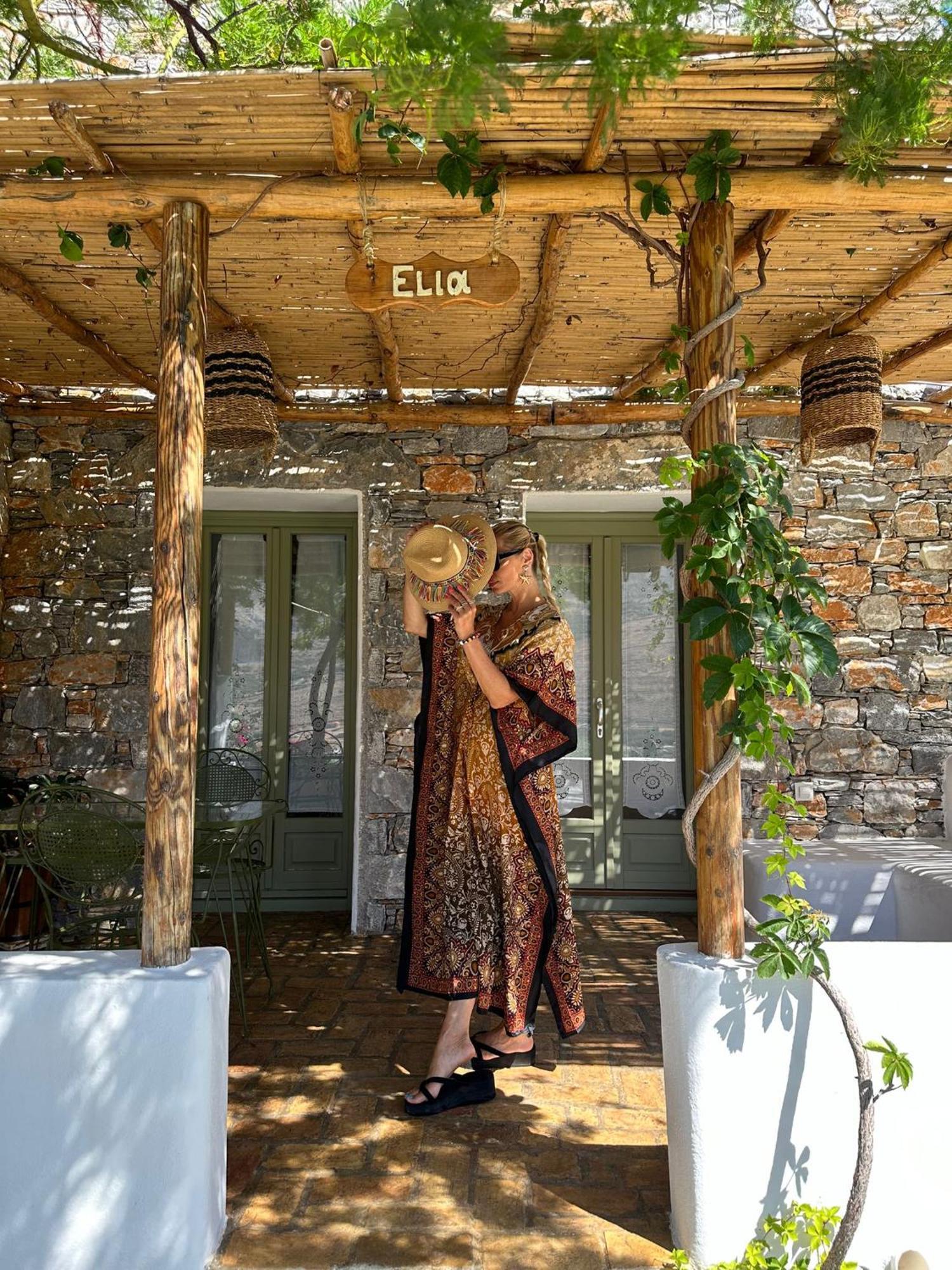 Aliori Art Caves Hotel Aegiali Exterior photo